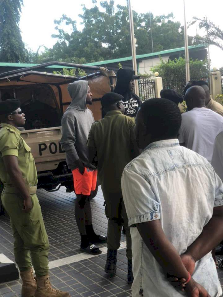 Singer Kizz Daniel Arrested In Tanzania For Not Performing At His Concert......Watch Video Of Him Being Escorted By The Police
