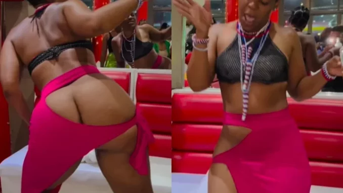 Zodwa Wabantu Reacts After Being Called Out For Dancing Without Underwear And Displaying Her Bare Bum