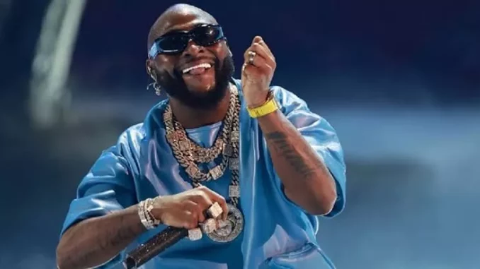 "He Doesn't Want To Die" -Davido Rejected Food Served In His Absence By Serving Himself Another One (Video)