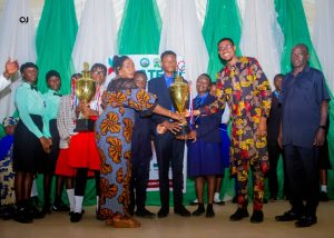 Nigeria Goes to School